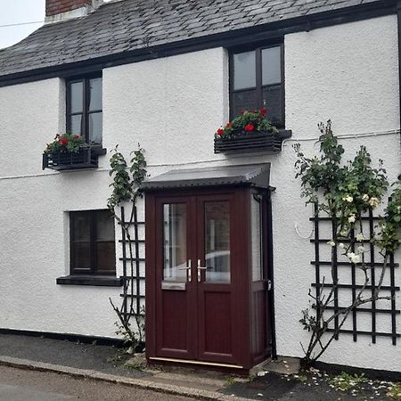 Cosy Cottage In Heart Of Coastal VillageMawnan エクステリア 写真